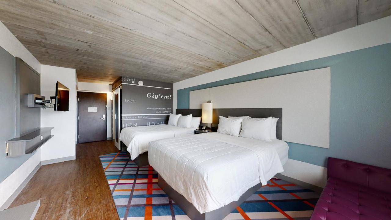 Aggieland Boutique Hotel College Station Exterior foto
